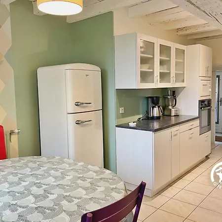 Des Mazures Holiday home *