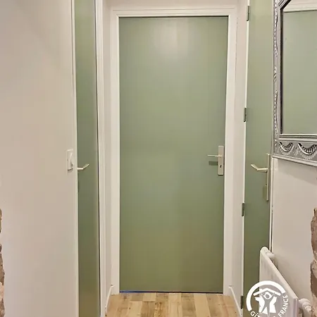 Des Mazures Holiday home