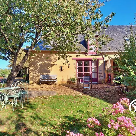 Des Mazures Holiday home Niafles