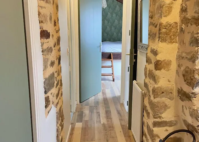 Des Mazures בית נופש